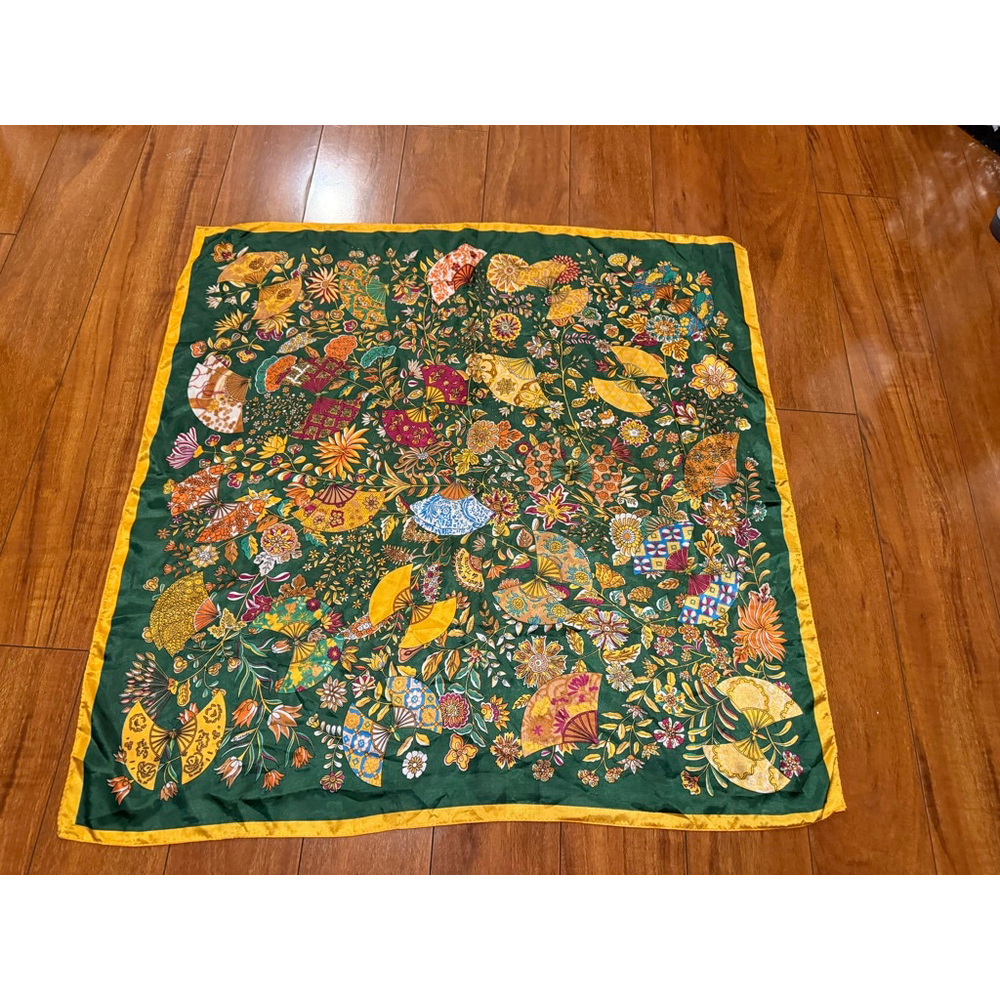 Women's Hermès Fleurs et Papillons de Tissus Silk Scarf One Size Green Yellow - Picture 3 of 6